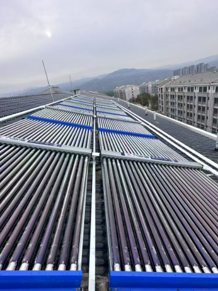 青海師范大學(xué)太陽(yáng)能熱水系統(tǒng)